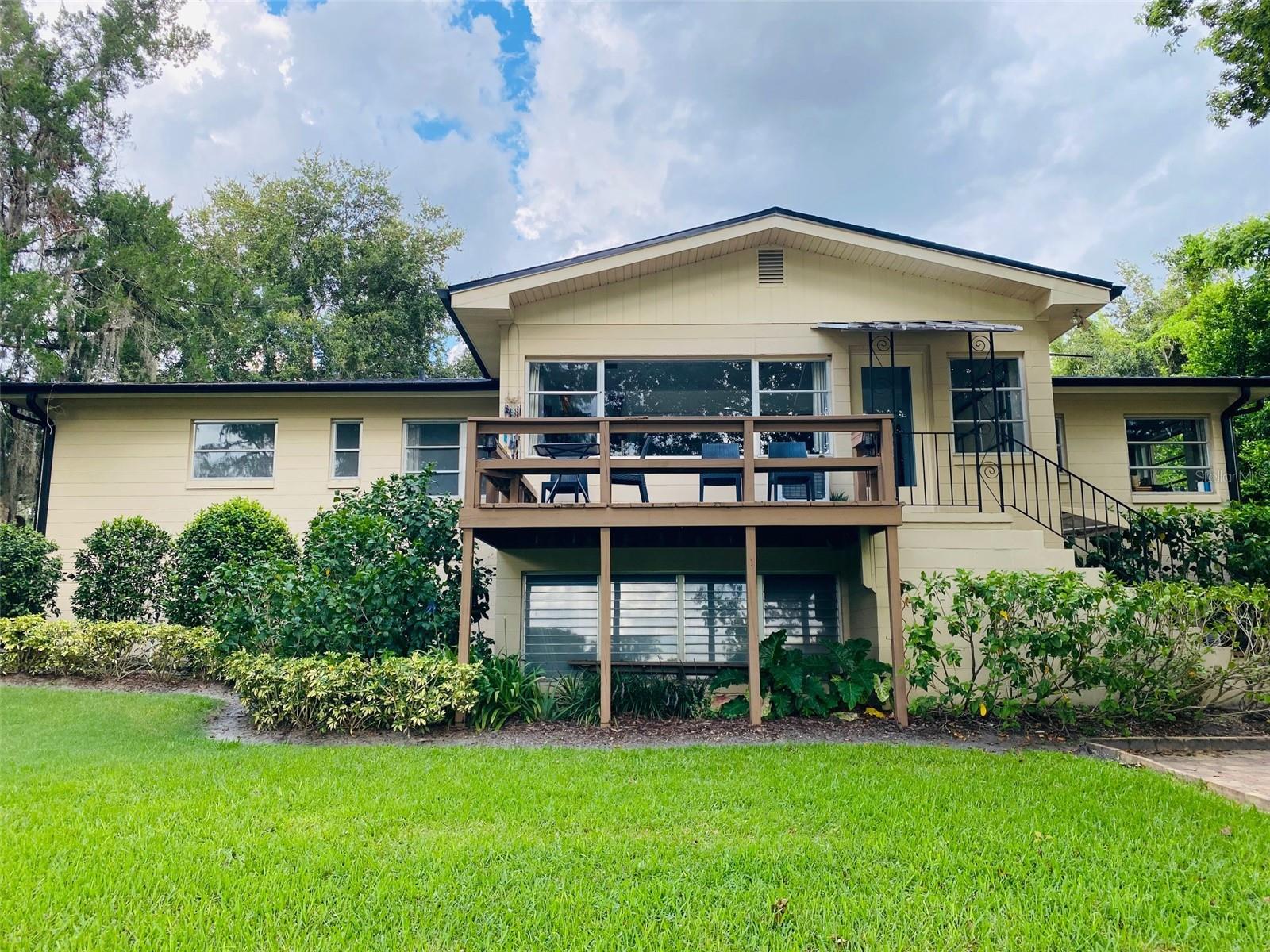 Image 3 of 9 For 1113 Via Del Mar