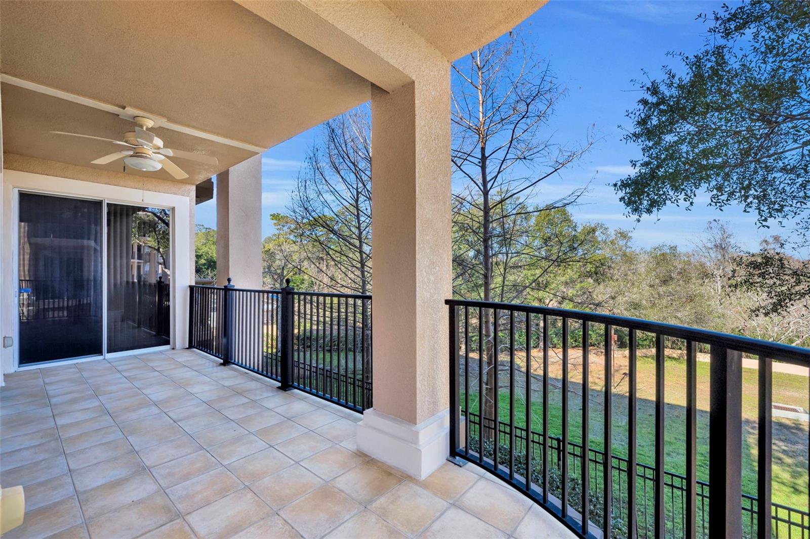 Image 27 of 33 For 917 Lotus Vista Drive 101