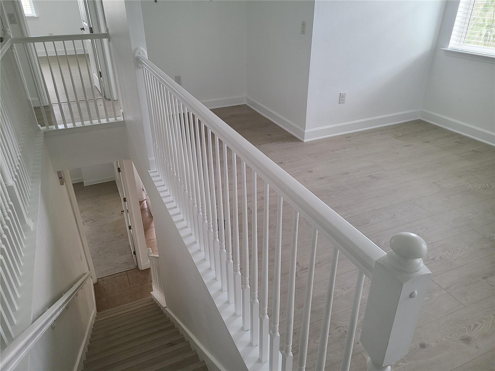 Image 18 of 42 For 13825 Benavente Avenue