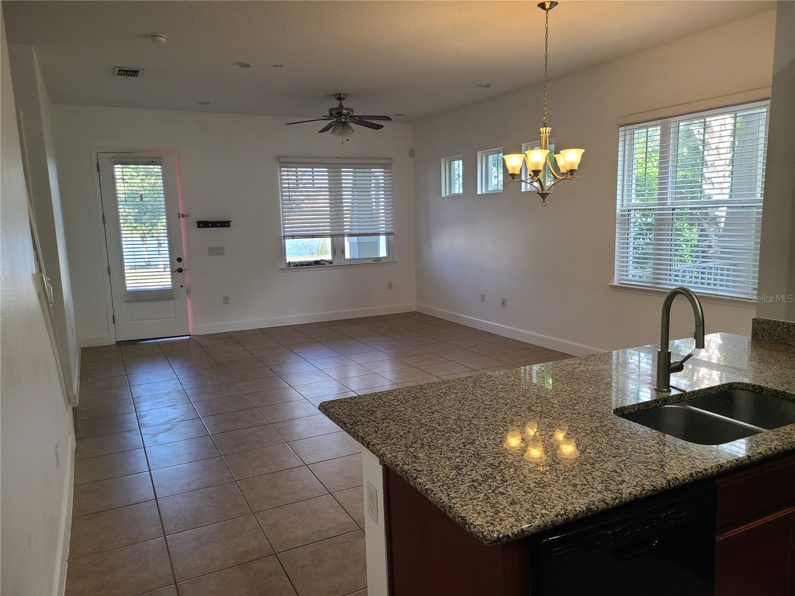 Image 8 of 42 For 13825 Benavente Avenue