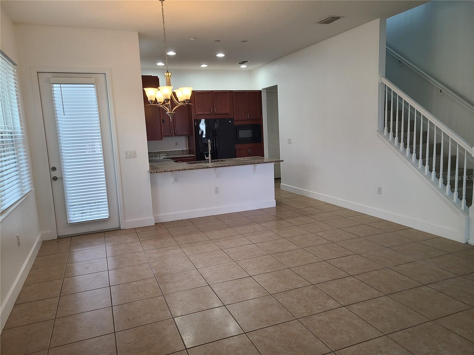 Image 9 of 42 For 13825 Benavente Avenue