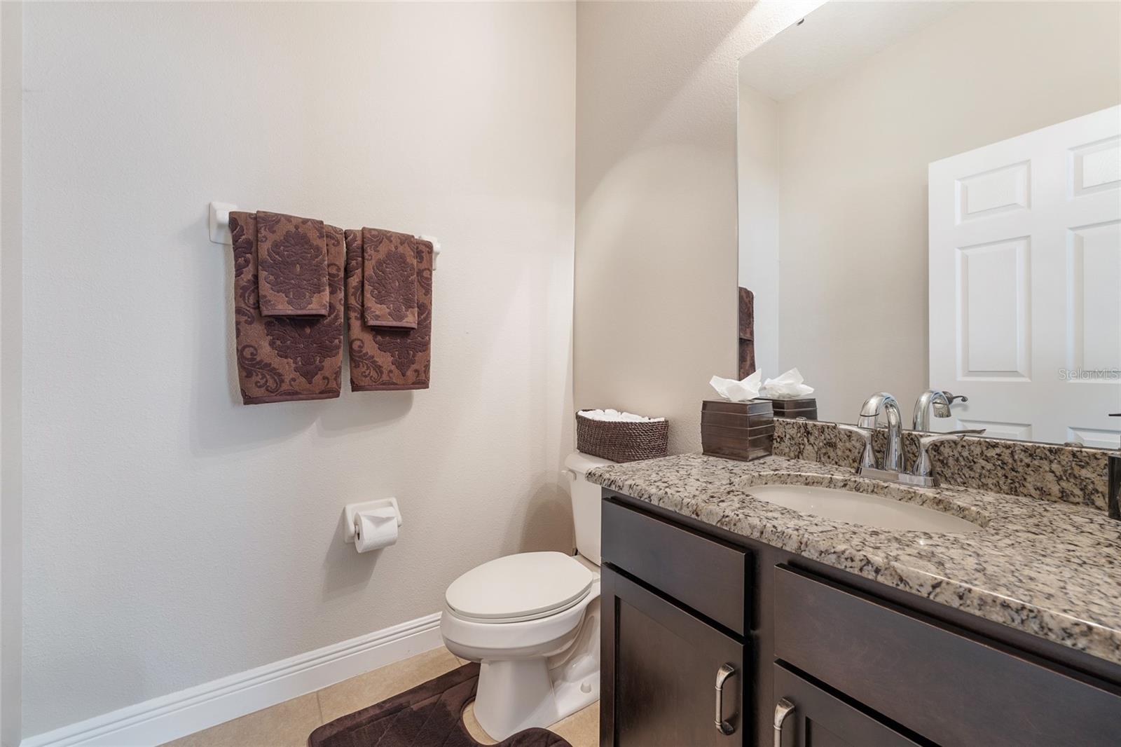 Image 12 of 35 For 4436 Azure Isle Way