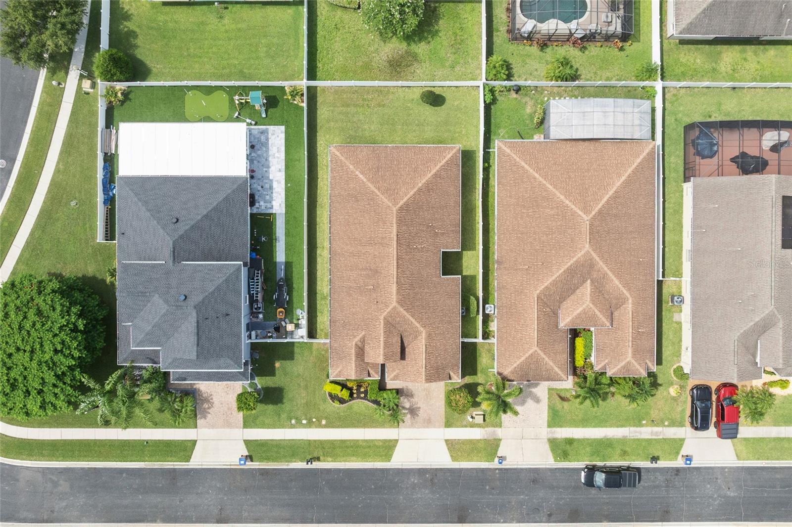 Image 32 of 35 For 4436 Azure Isle Way