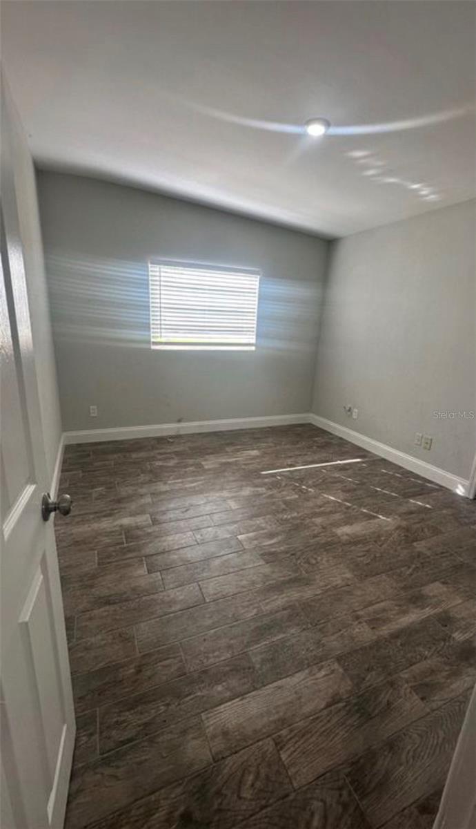 Image 7 of 17 For 974 Jamajo Boulevard