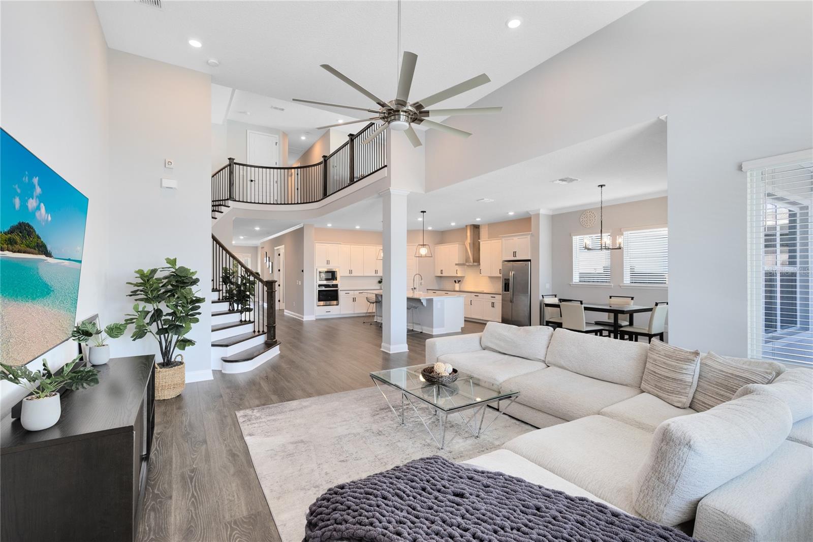 Image 13 of 58 For 14409 Walcott Avenue