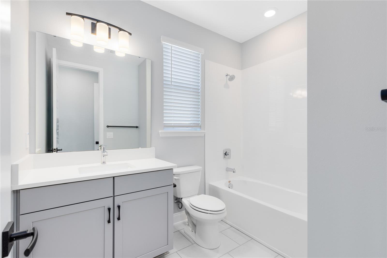 Image 35 of 58 For 14409 Walcott Avenue