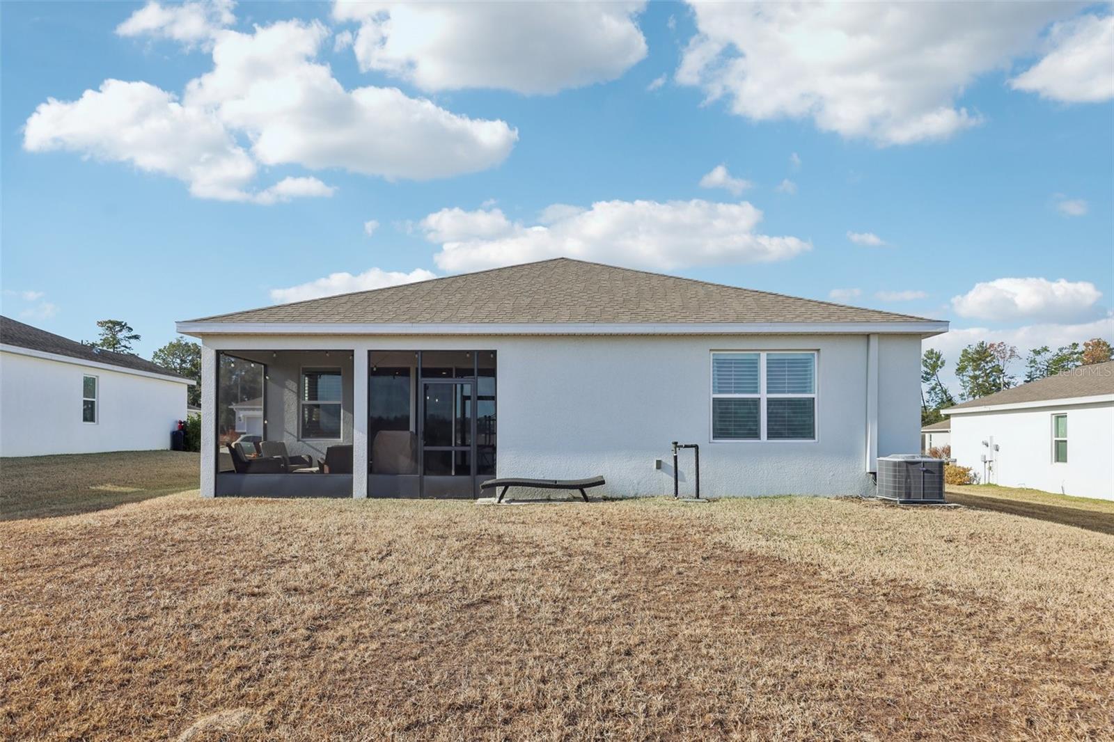 Image 21 of 26 For 6208 93rd Loop