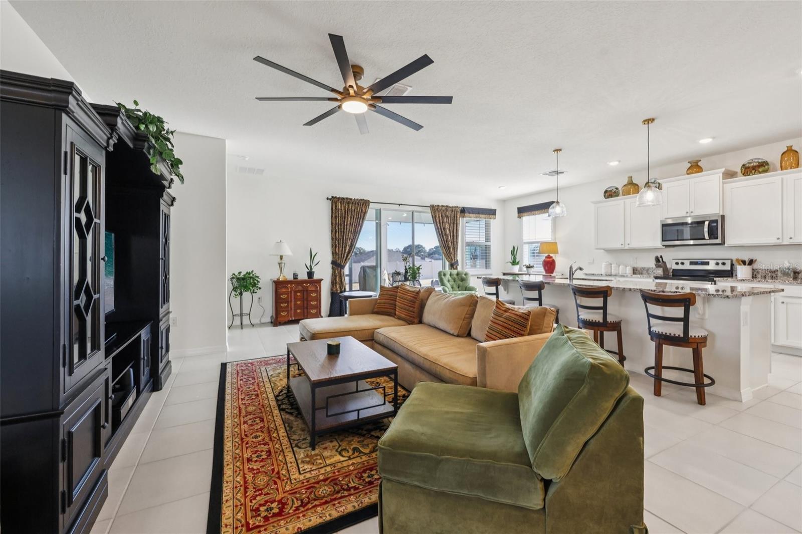 Image 5 of 26 For 6208 93rd Loop