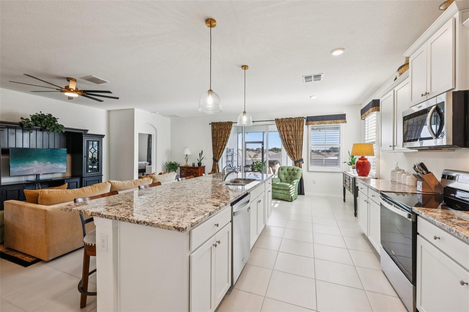 Image 9 of 26 For 6208 93rd Loop