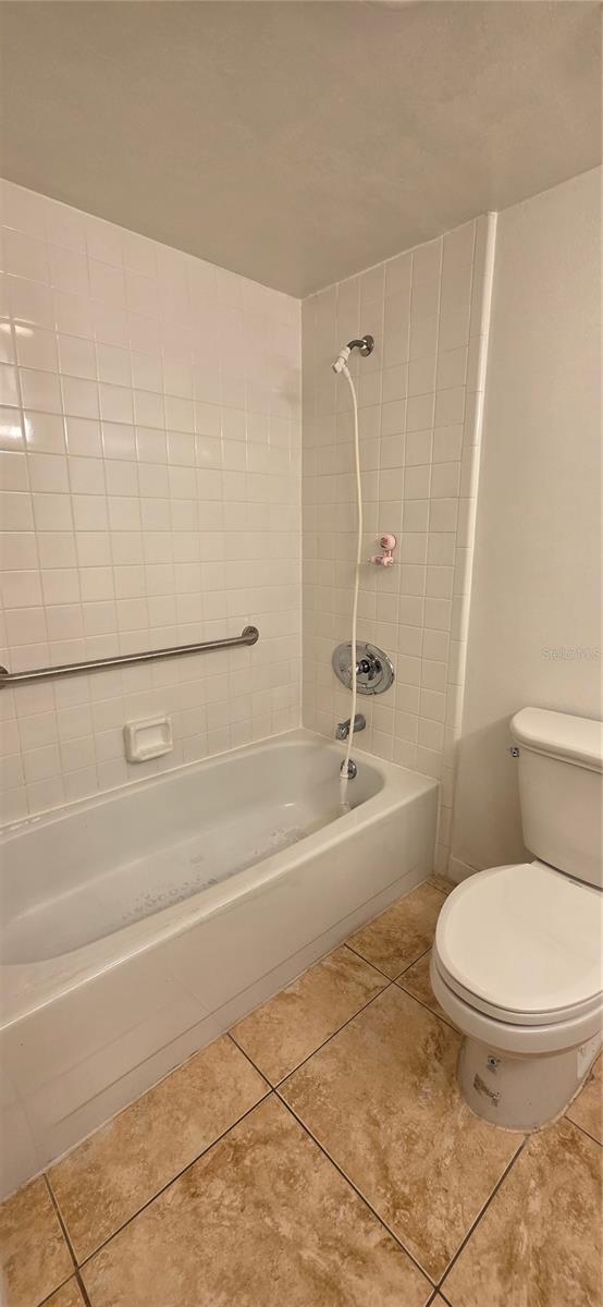 Image 10 of 25 For 630 Cranes Way 203