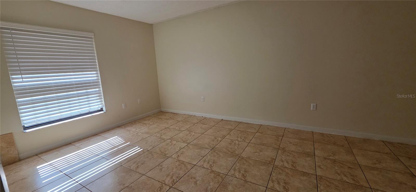 Image 11 of 25 For 630 Cranes Way 203