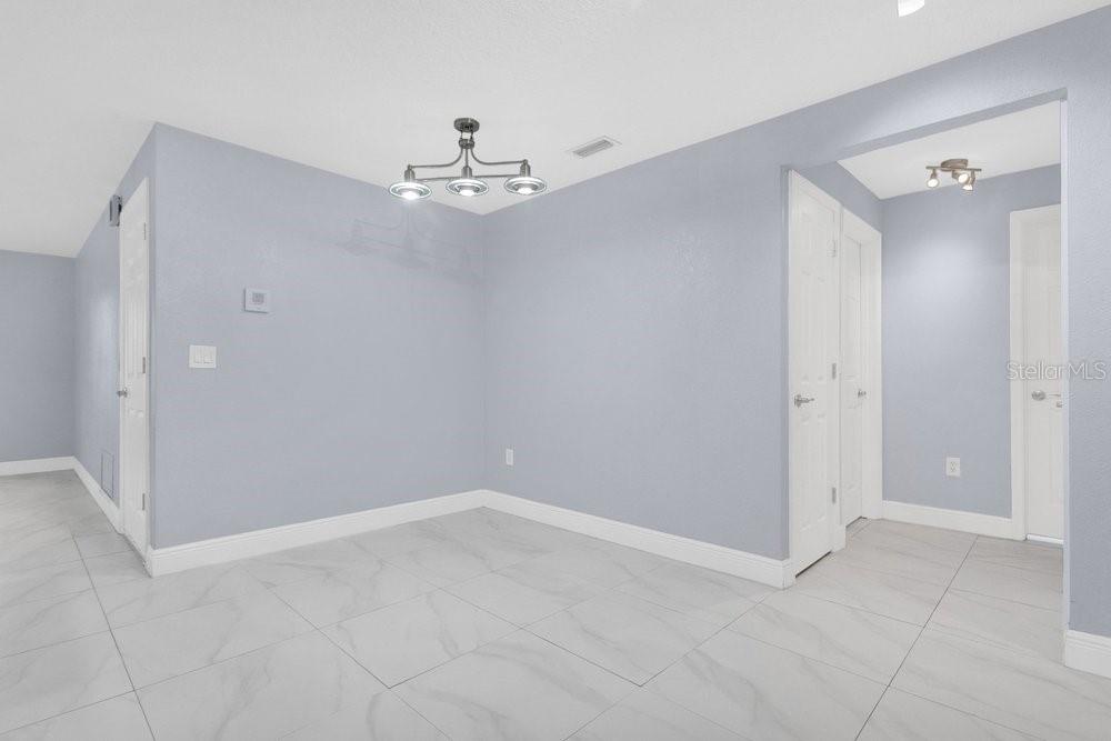 Image 10 of 45 For 2809 Casa Aloma Way