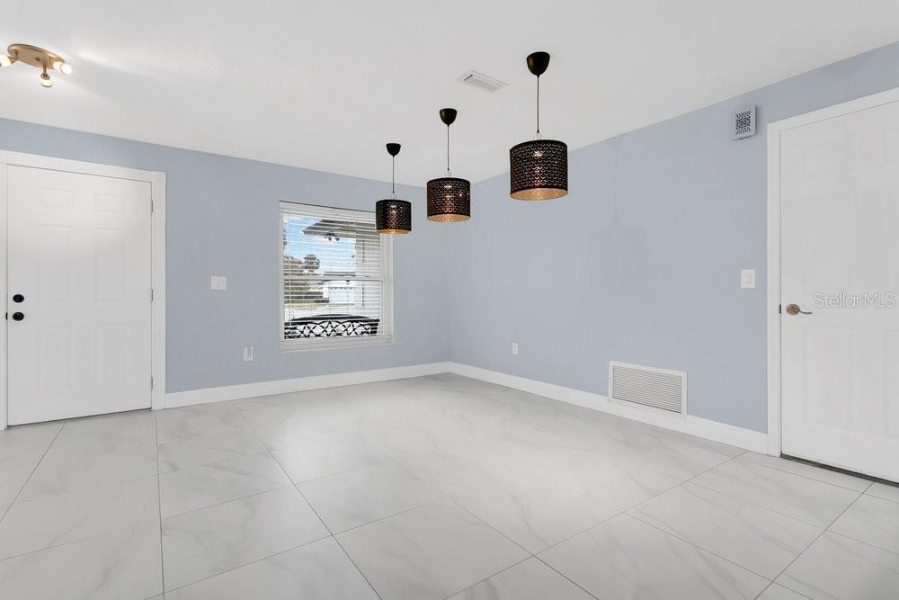 Image 2 of 45 For 2809 Casa Aloma Way