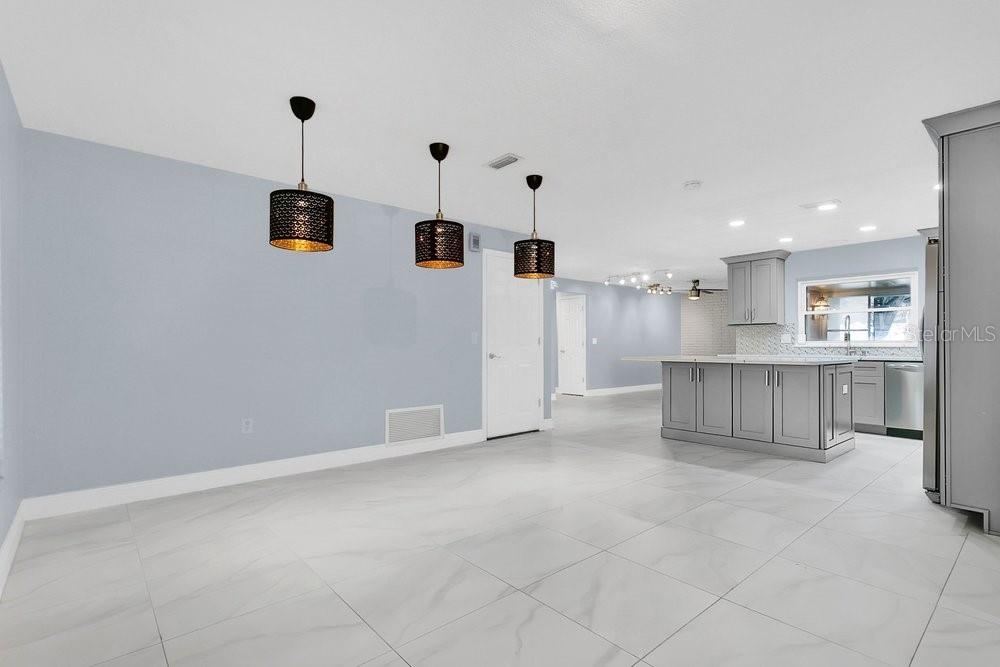 Image 3 of 45 For 2809 Casa Aloma Way