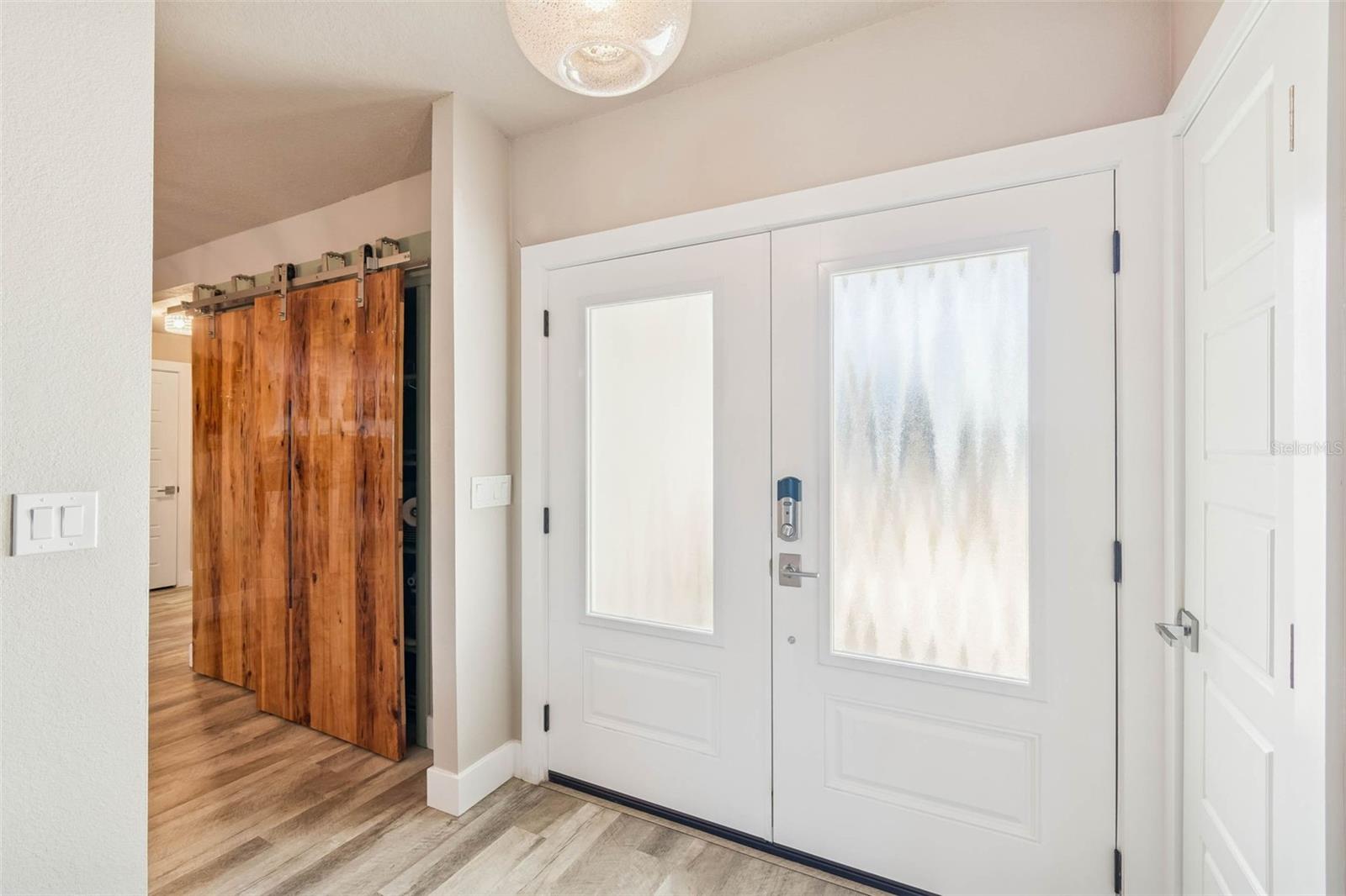 Image 10 of 100 For 15722 Donzi Drive