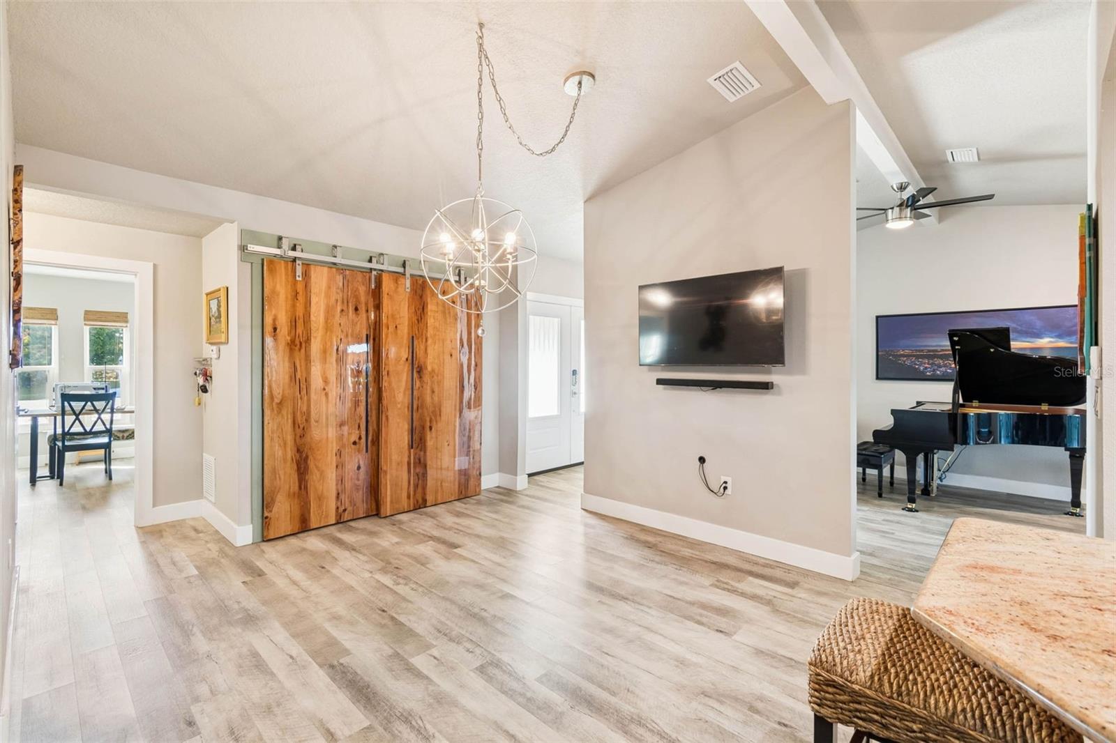 Image 20 of 100 For 15722 Donzi Drive