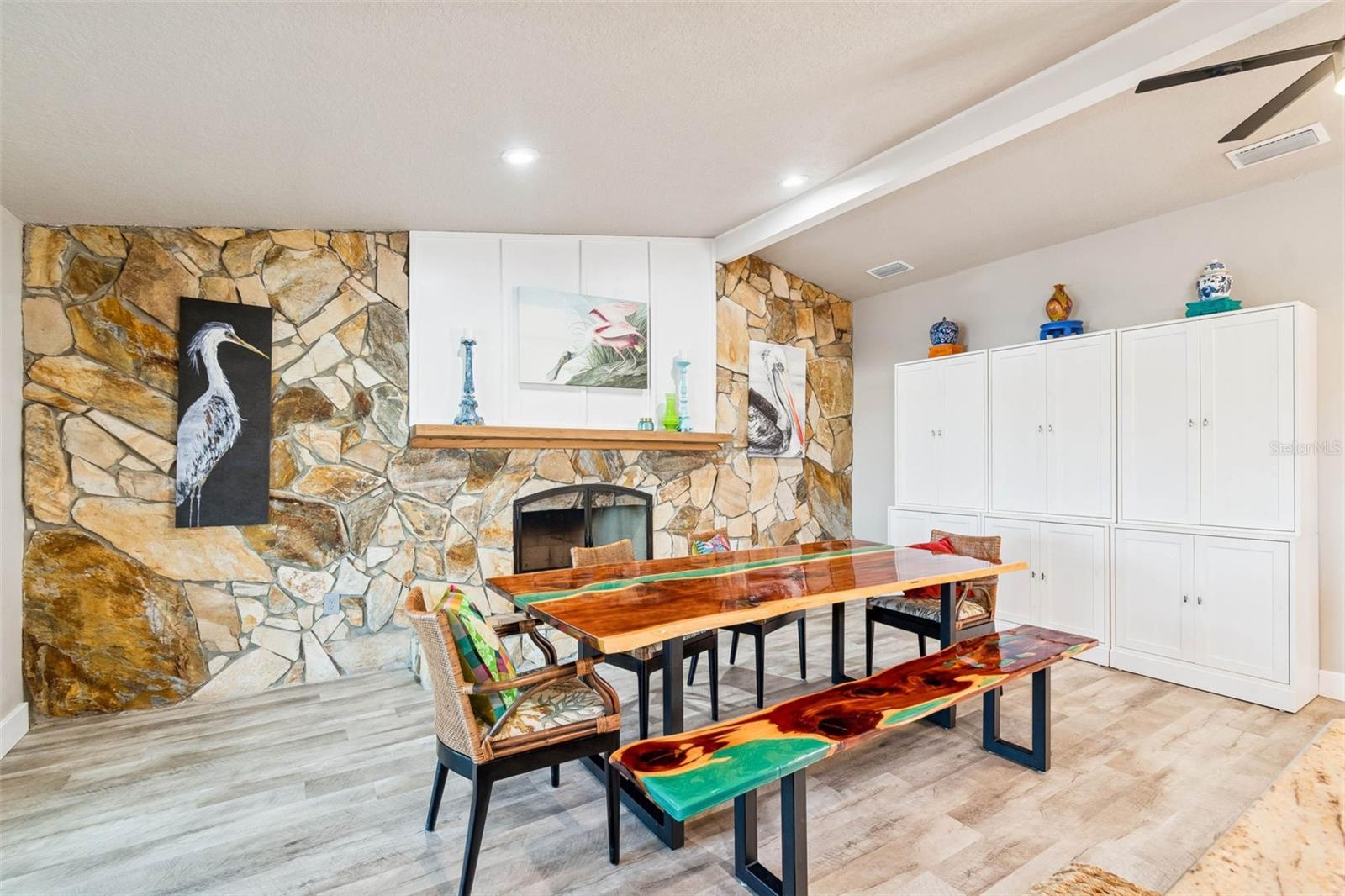 Image 33 of 100 For 15722 Donzi Drive