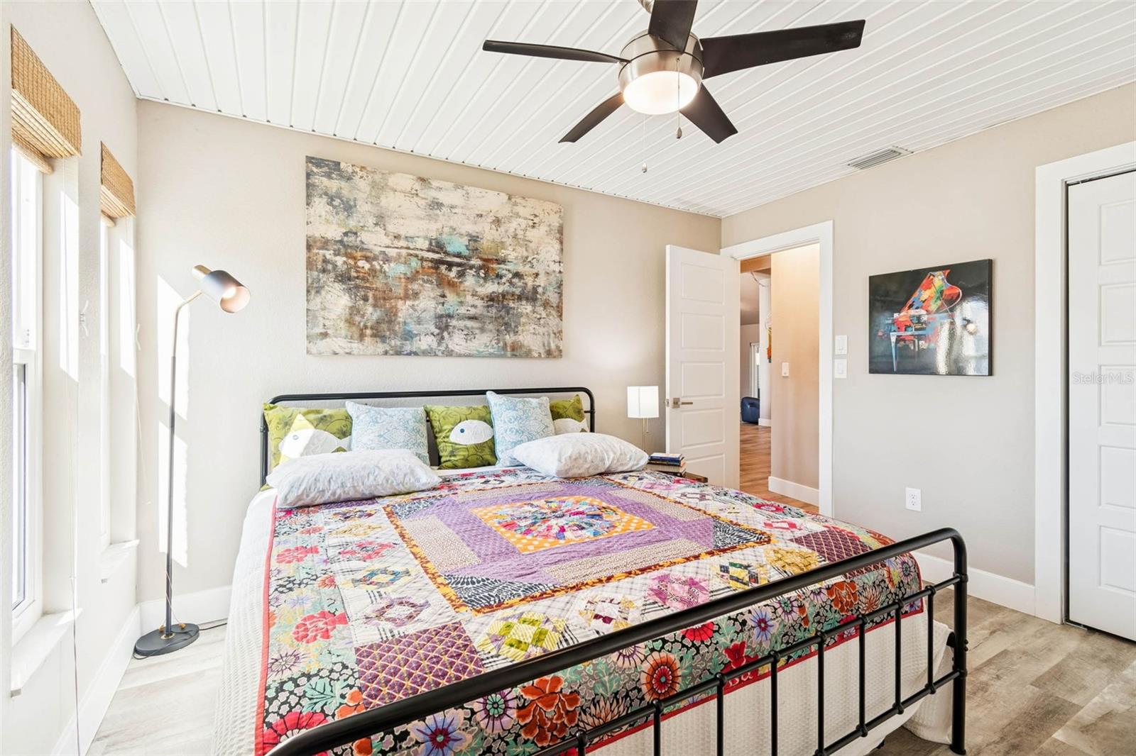 Image 54 of 100 For 15722 Donzi Drive