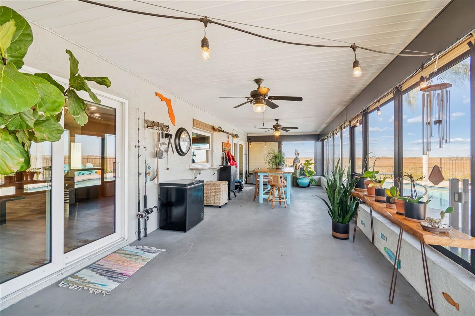 Image 56 of 100 For 15722 Donzi Drive