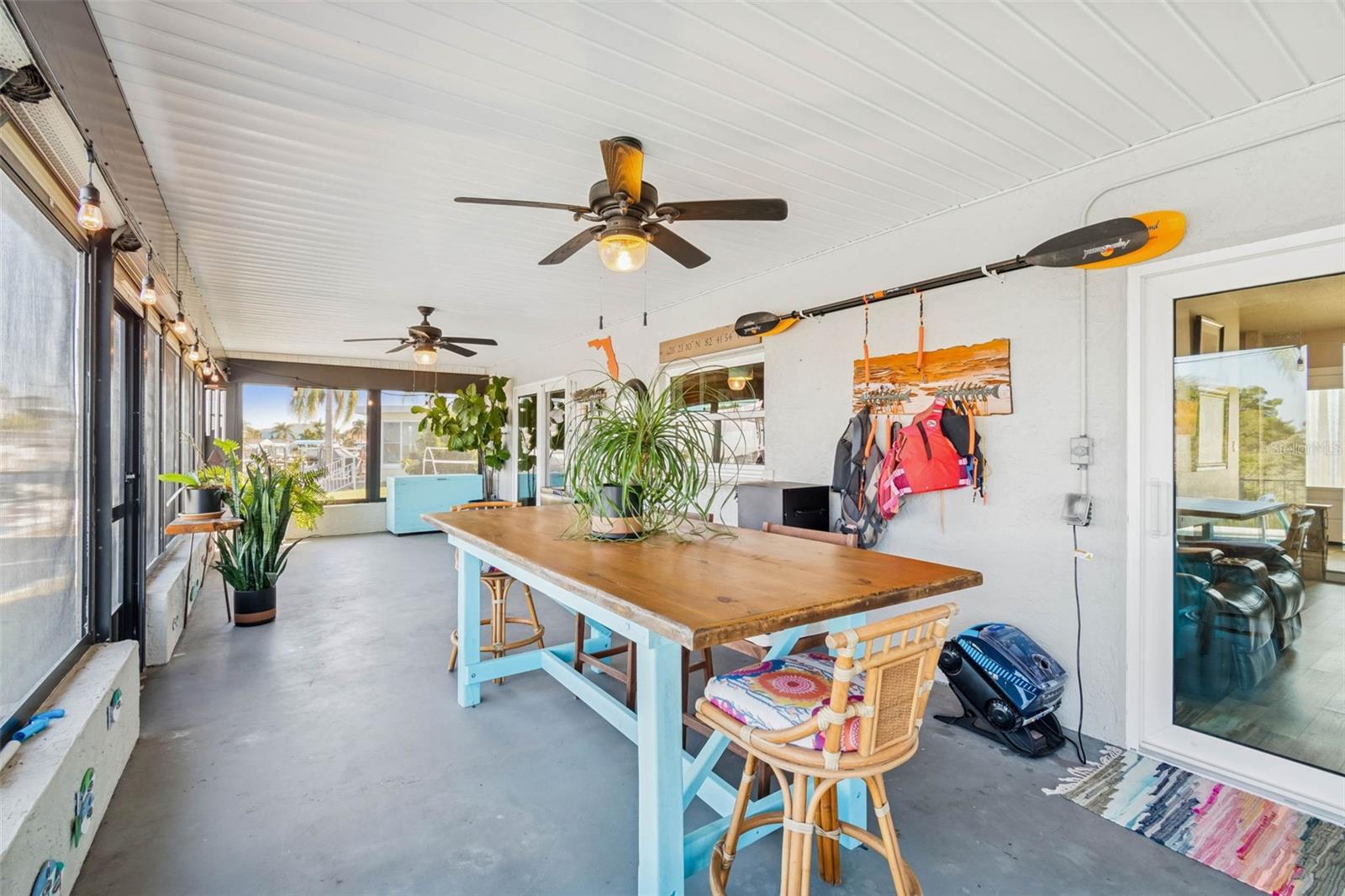 Image 62 of 100 For 15722 Donzi Drive