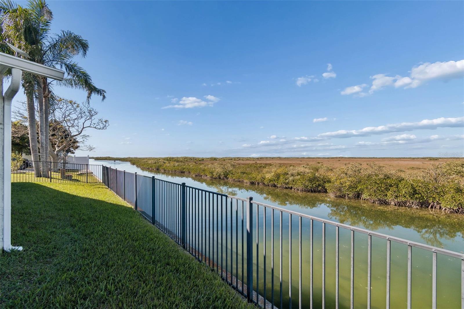 Image 71 of 100 For 15722 Donzi Drive