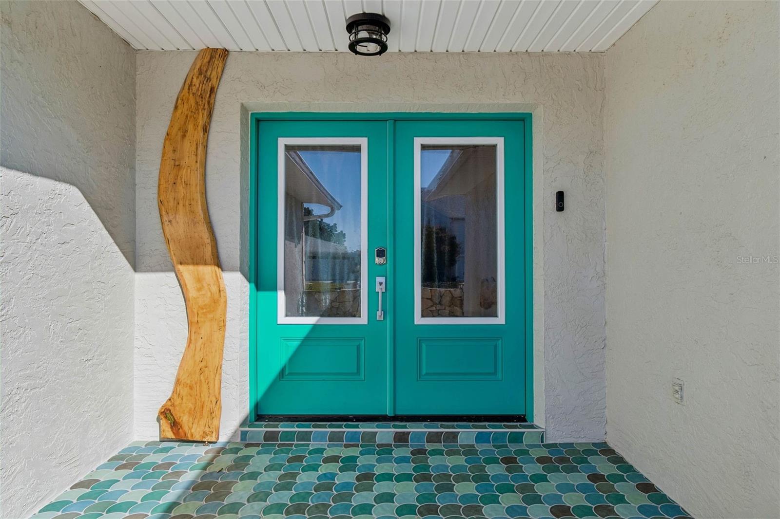 Image 8 of 100 For 15722 Donzi Drive