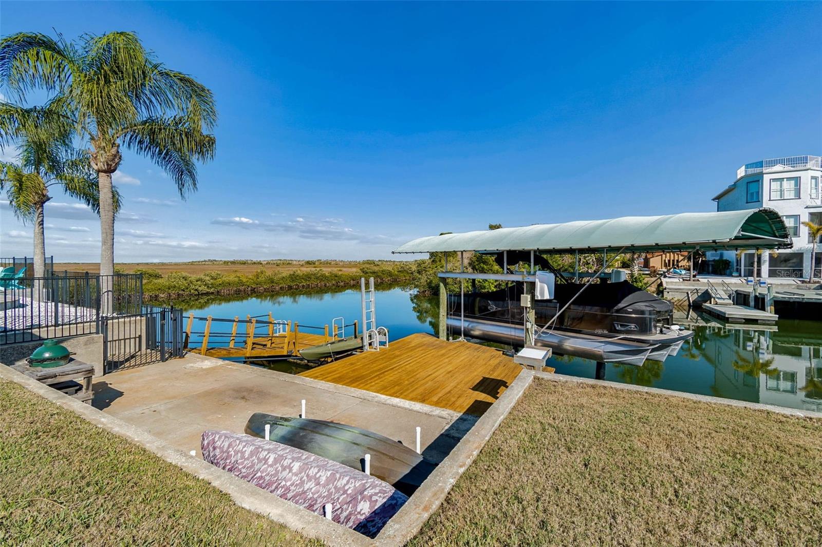 Image 83 of 100 For 15722 Donzi Drive