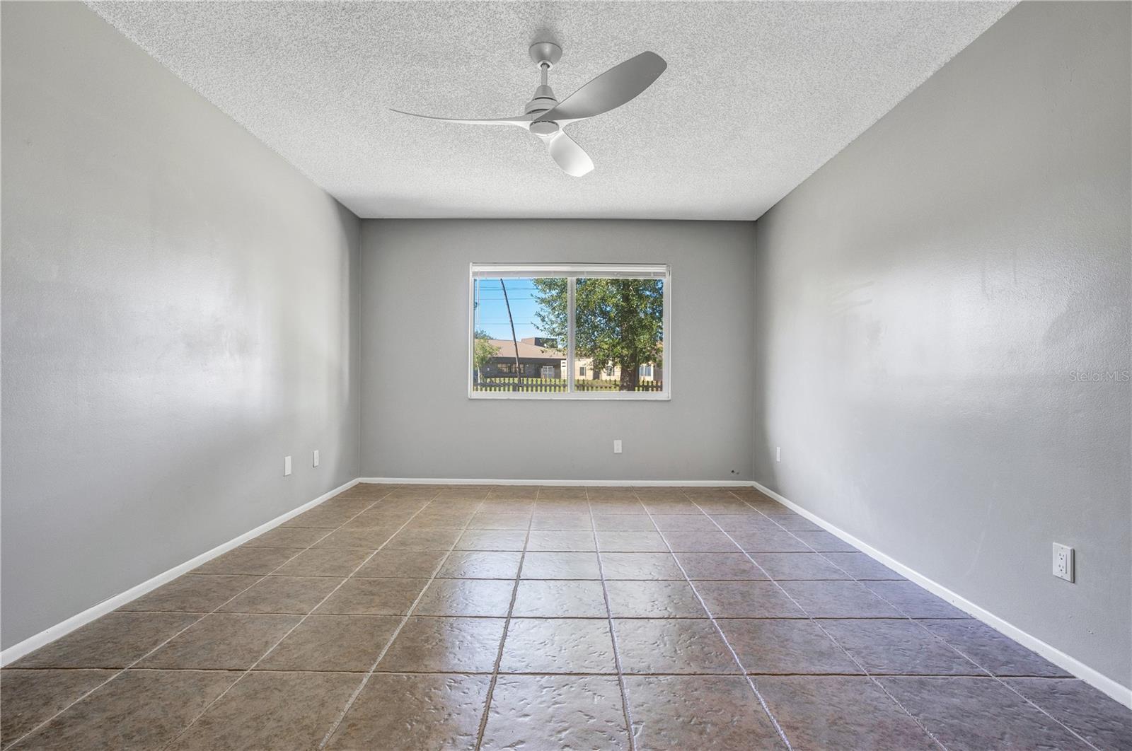 Image 12 of 19 For 111 Colyer Drive