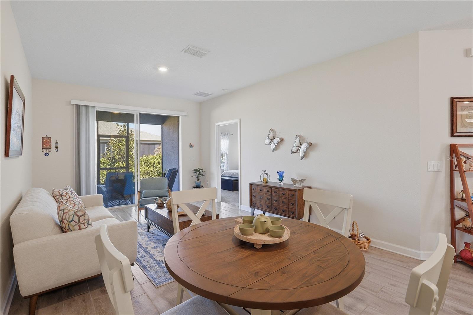 Image 13 of 49 For 3007 Caneel Street