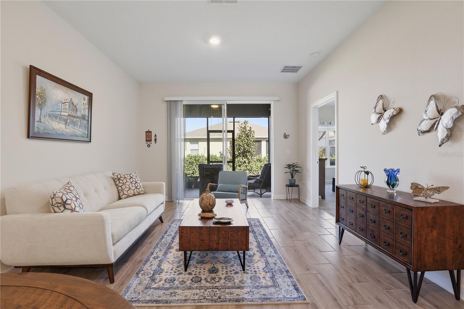 Image 14 of 49 For 3007 Caneel Street