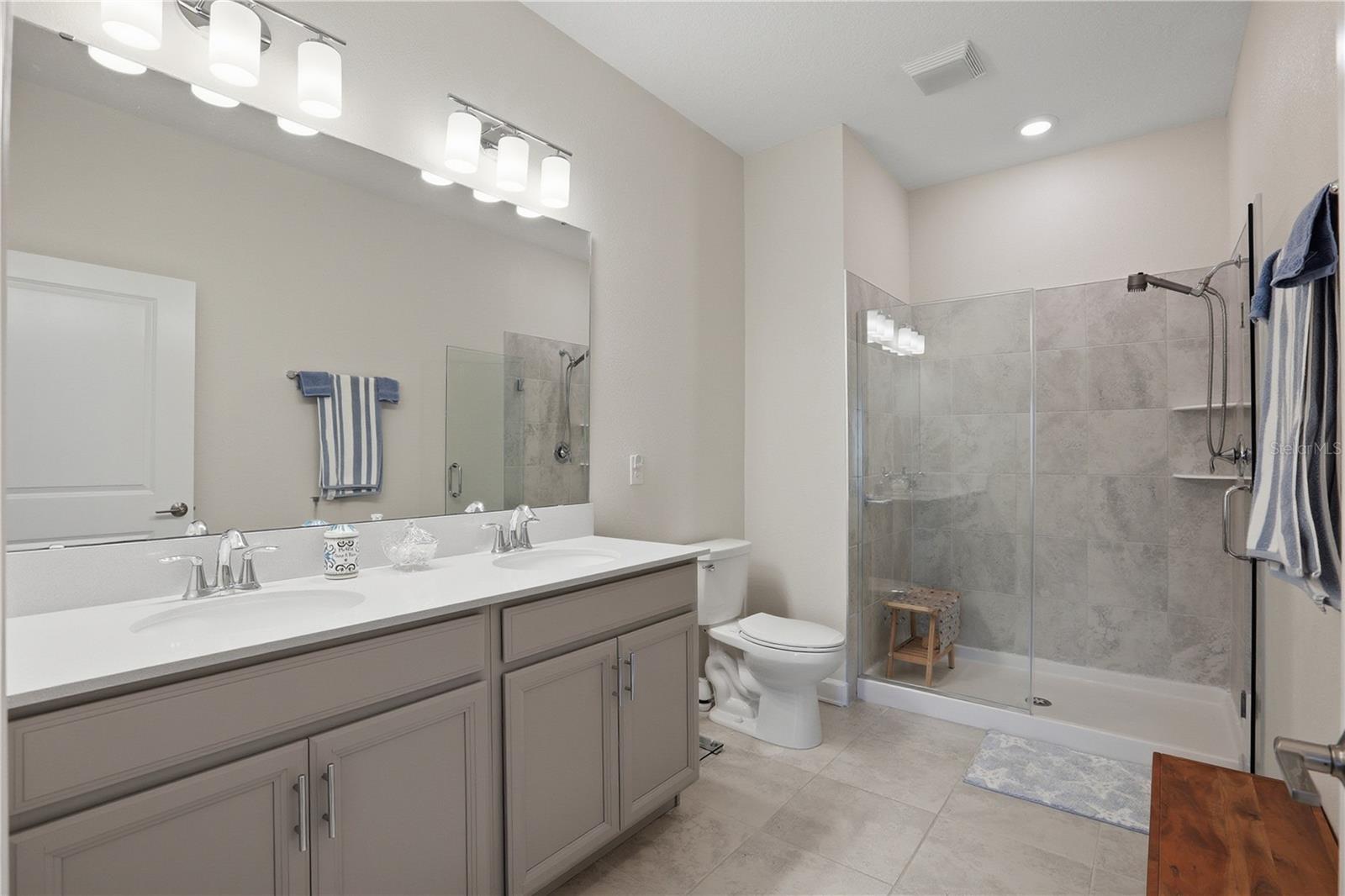 Image 19 of 49 For 3007 Caneel Street