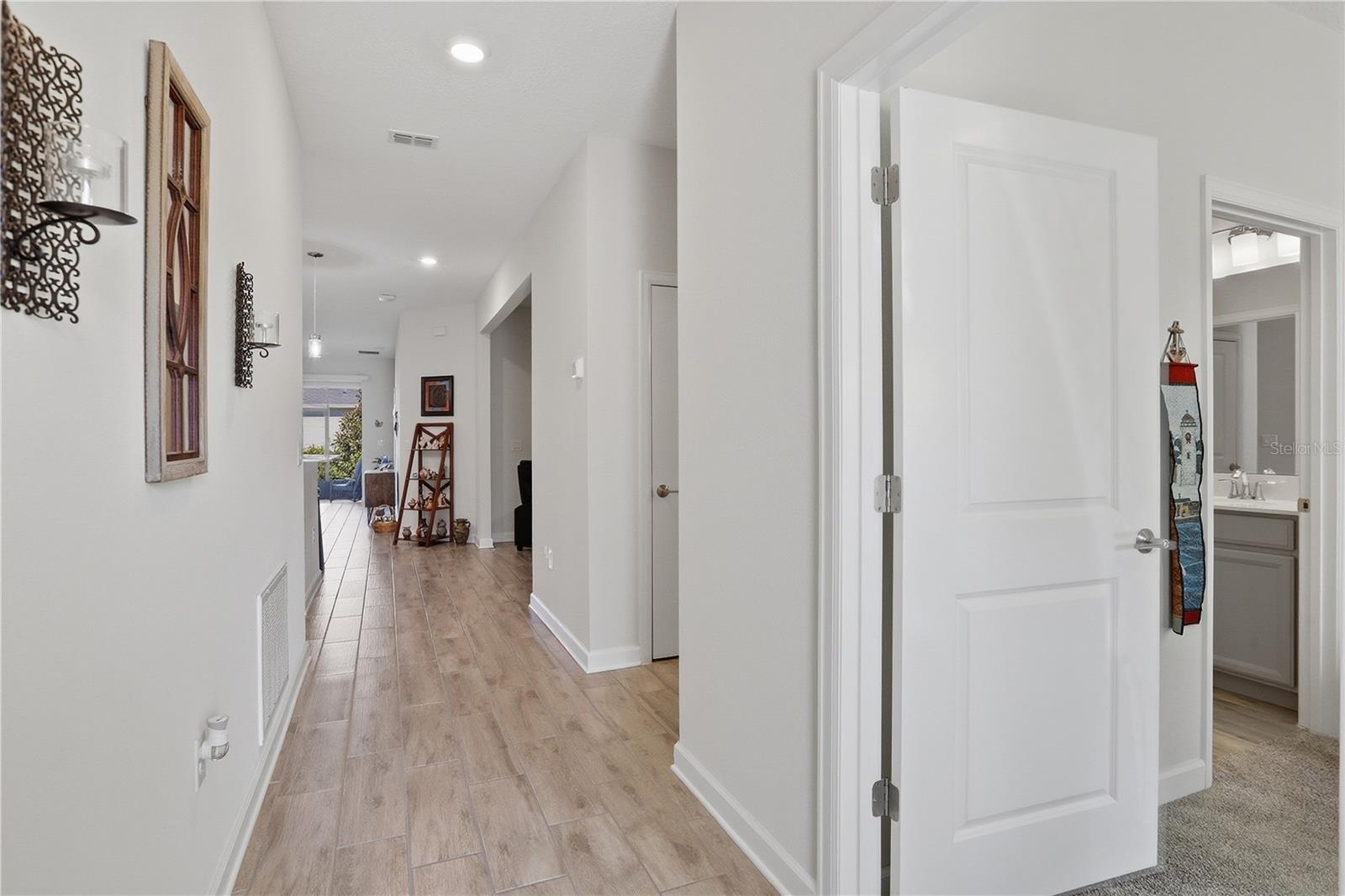 Image 4 of 49 For 3007 Caneel Street