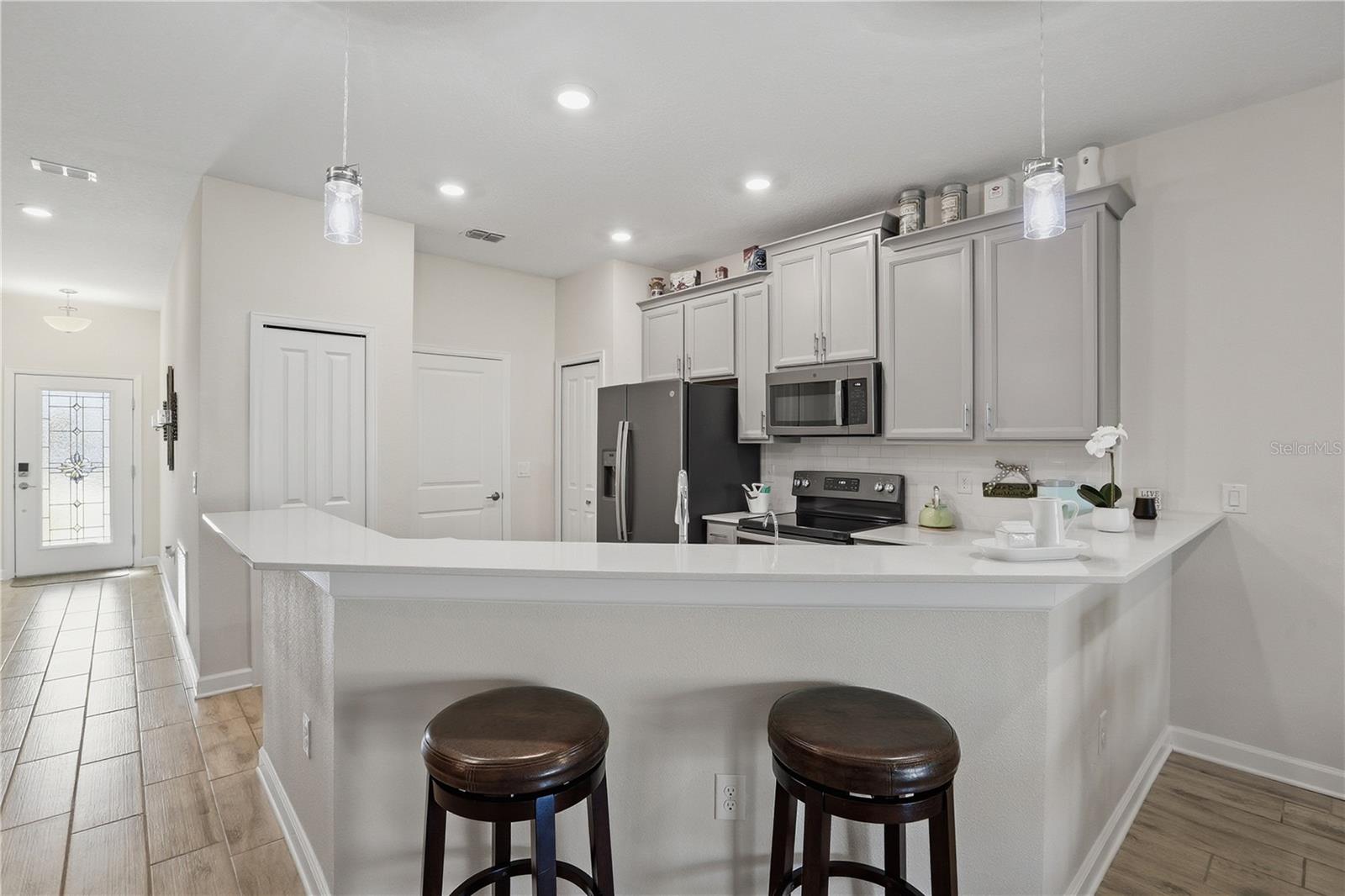 Image 8 of 49 For 3007 Caneel Street