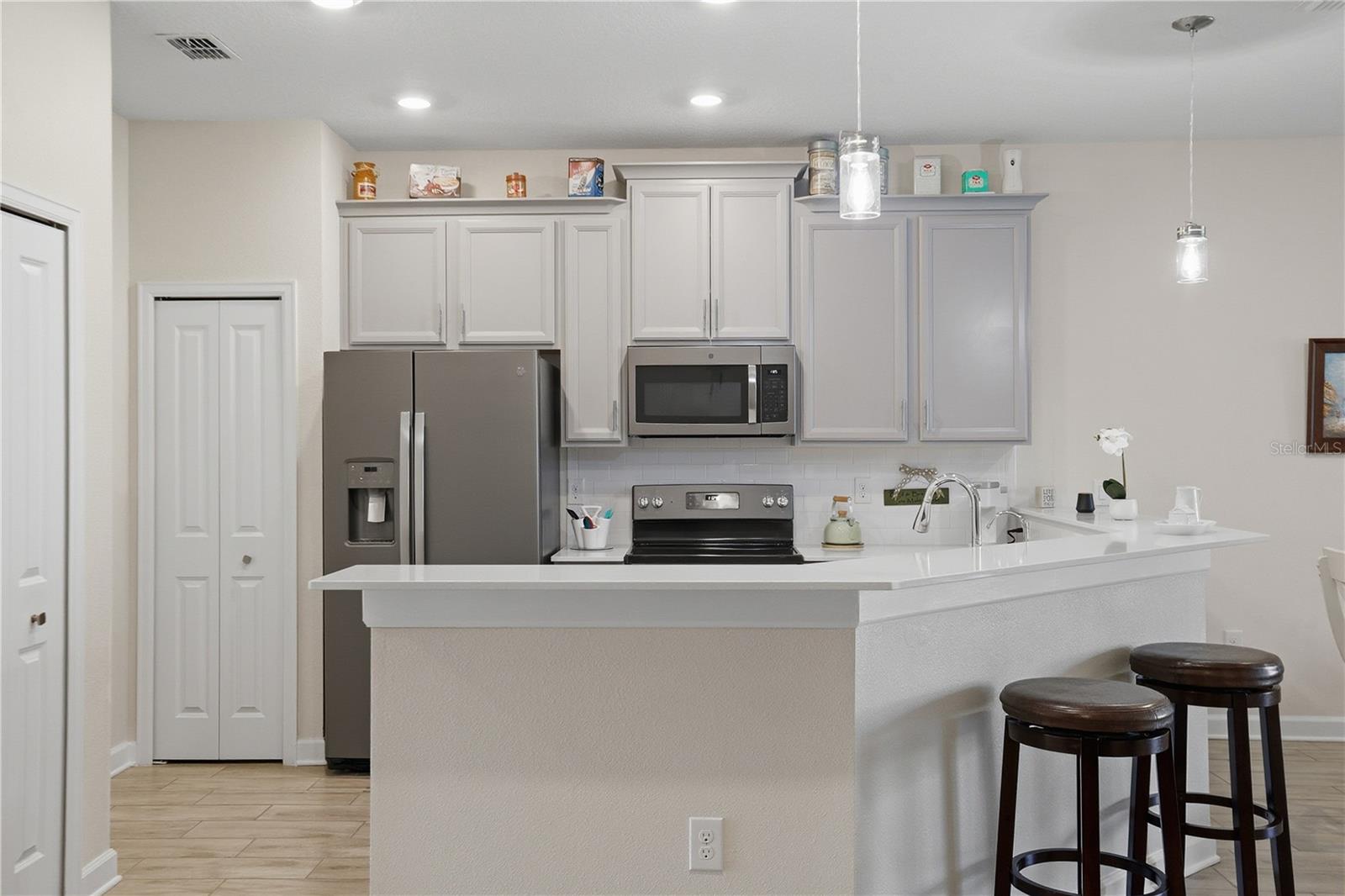 Image 9 of 49 For 3007 Caneel Street