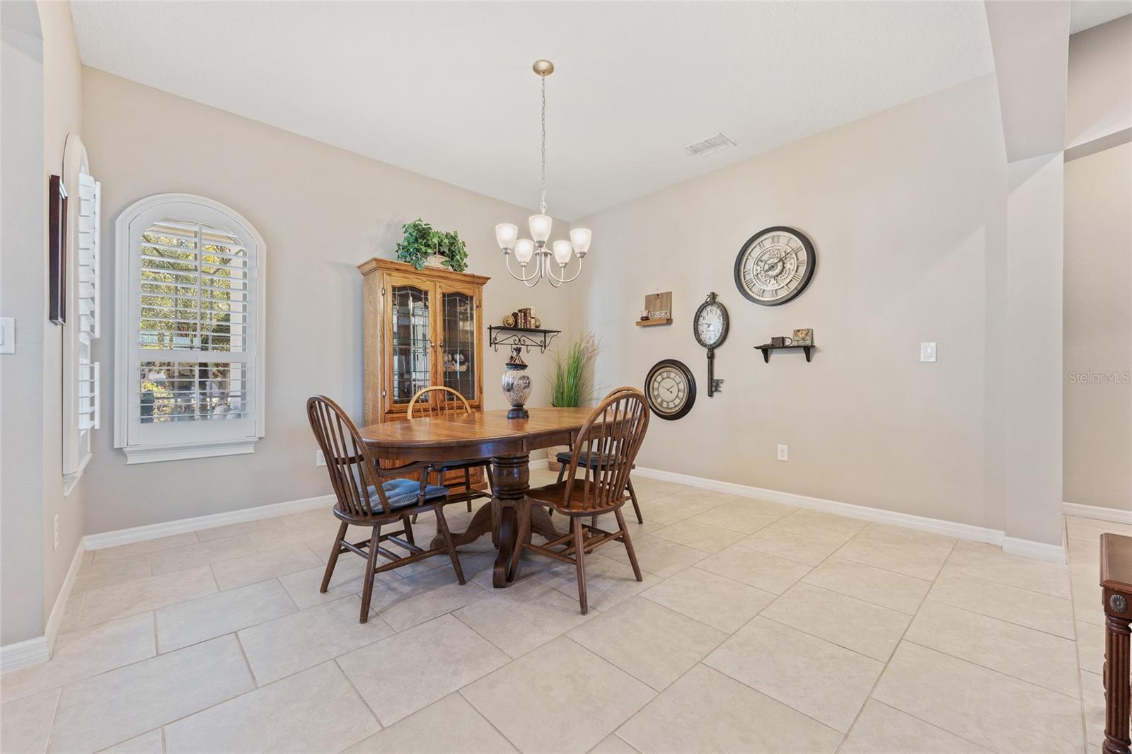 Image 18 of 63 For 2639 Stargrass Circle