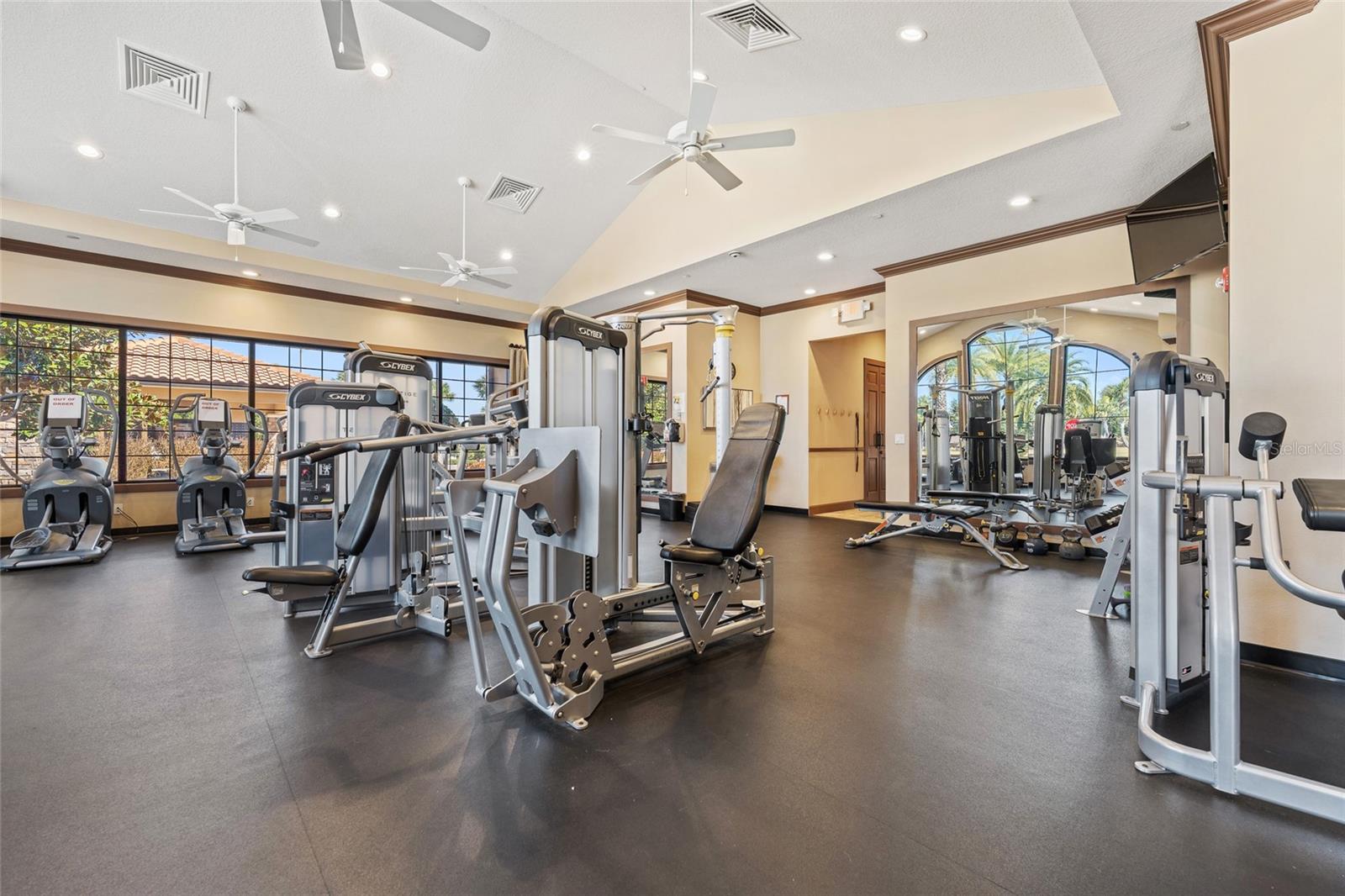 Image 46 of 63 For 2639 Stargrass Circle