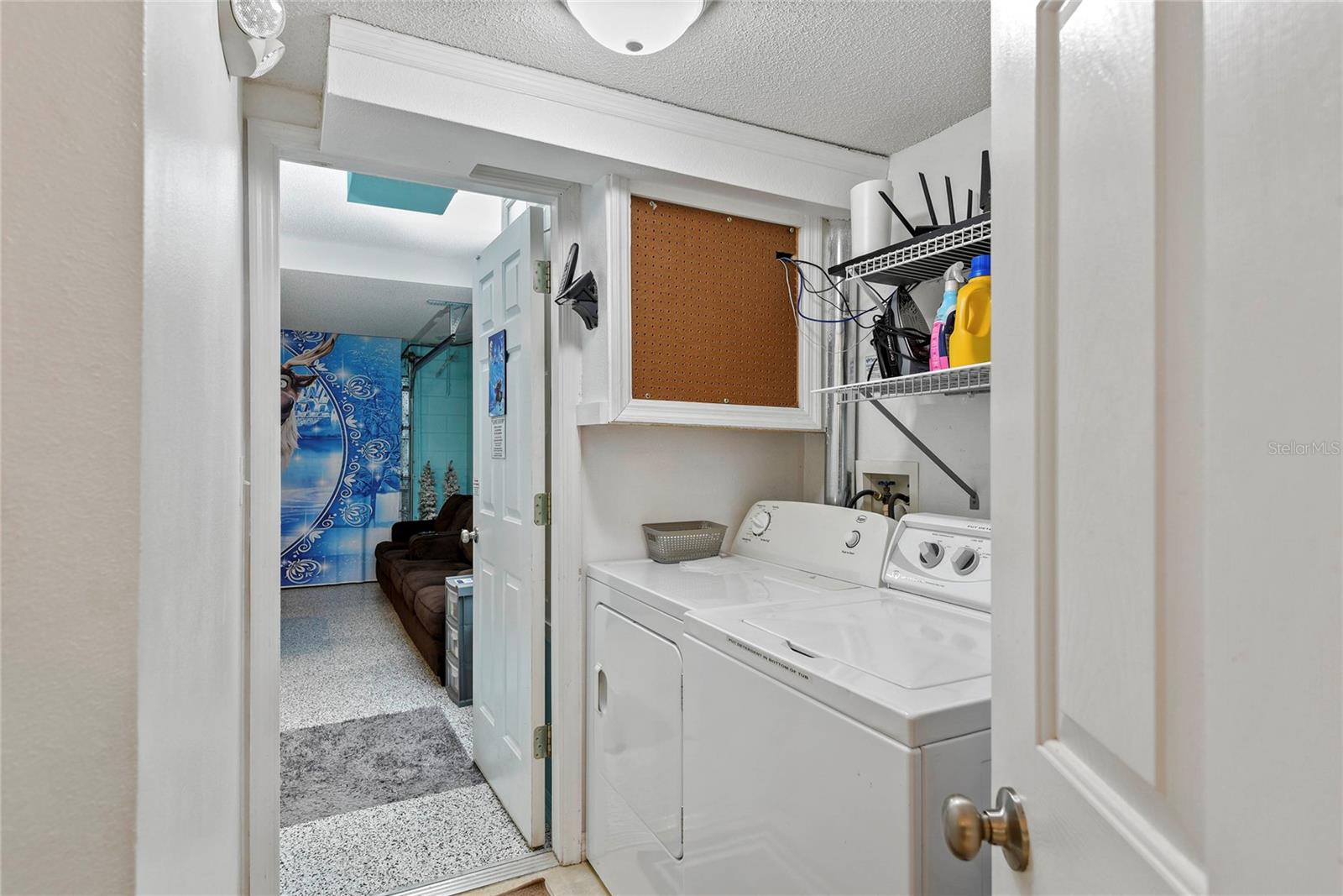 Image 28 of 53 For 7934 Golden Pond Circle