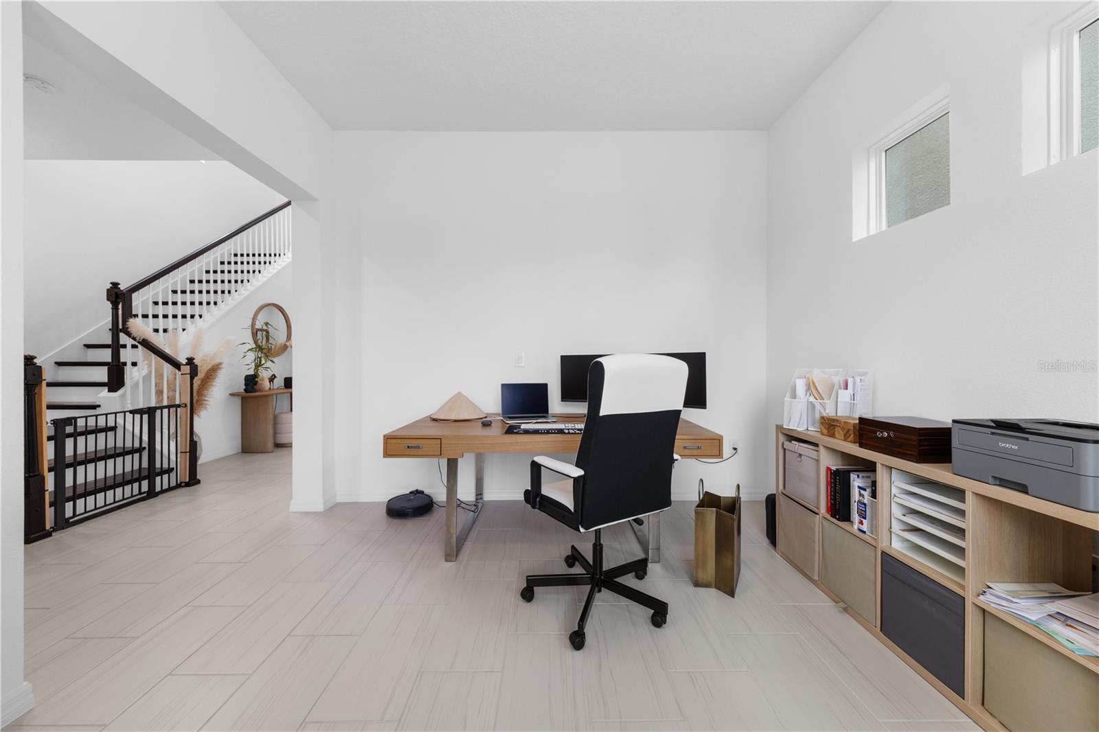 Image 20 of 45 For 2065 White Feather Loop