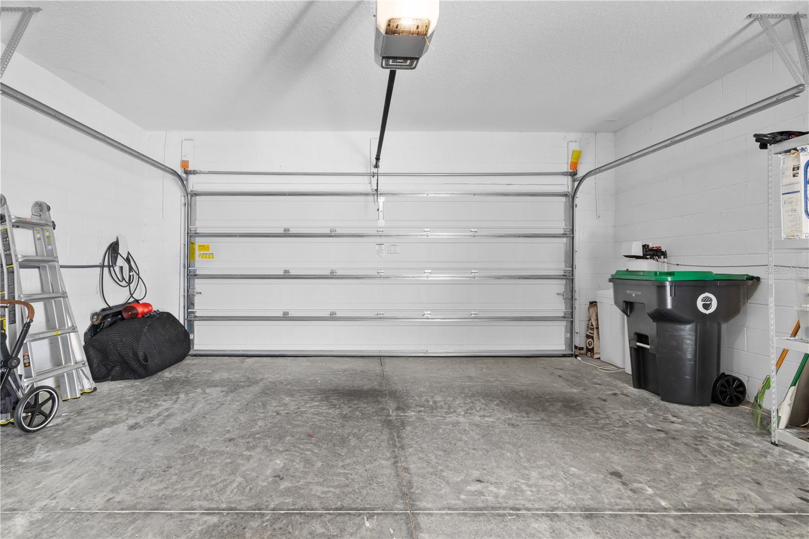 Image 38 of 45 For 2065 White Feather Loop