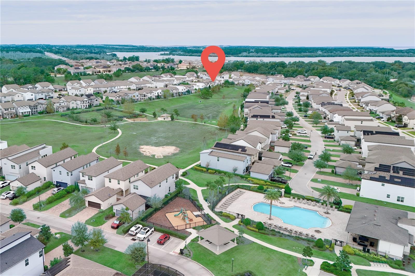 Image 40 of 45 For 2065 White Feather Loop