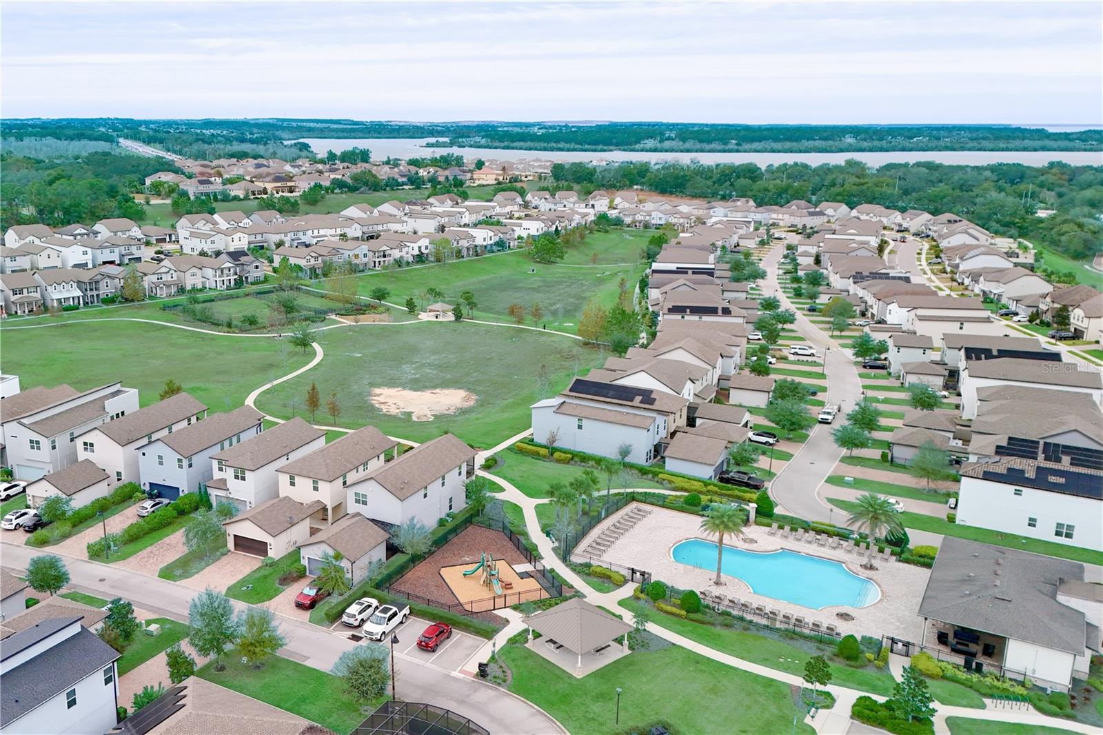 Image 44 of 45 For 2065 White Feather Loop