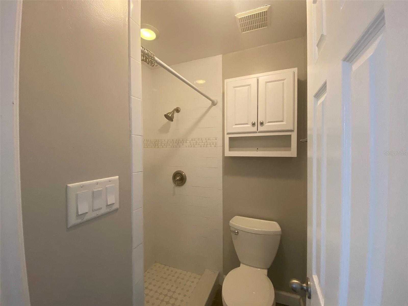 Image 11 of 17 For 1113 Royal Palm Avenue