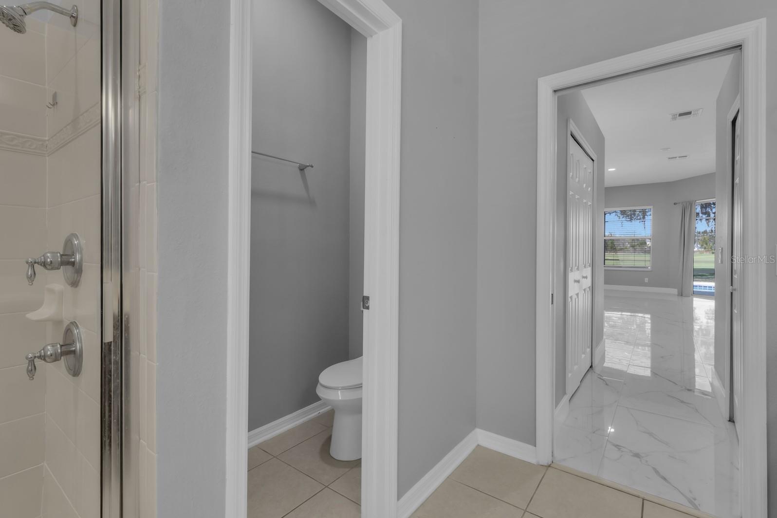 Image 25 of 59 For 9736 Osprey Landing Drive