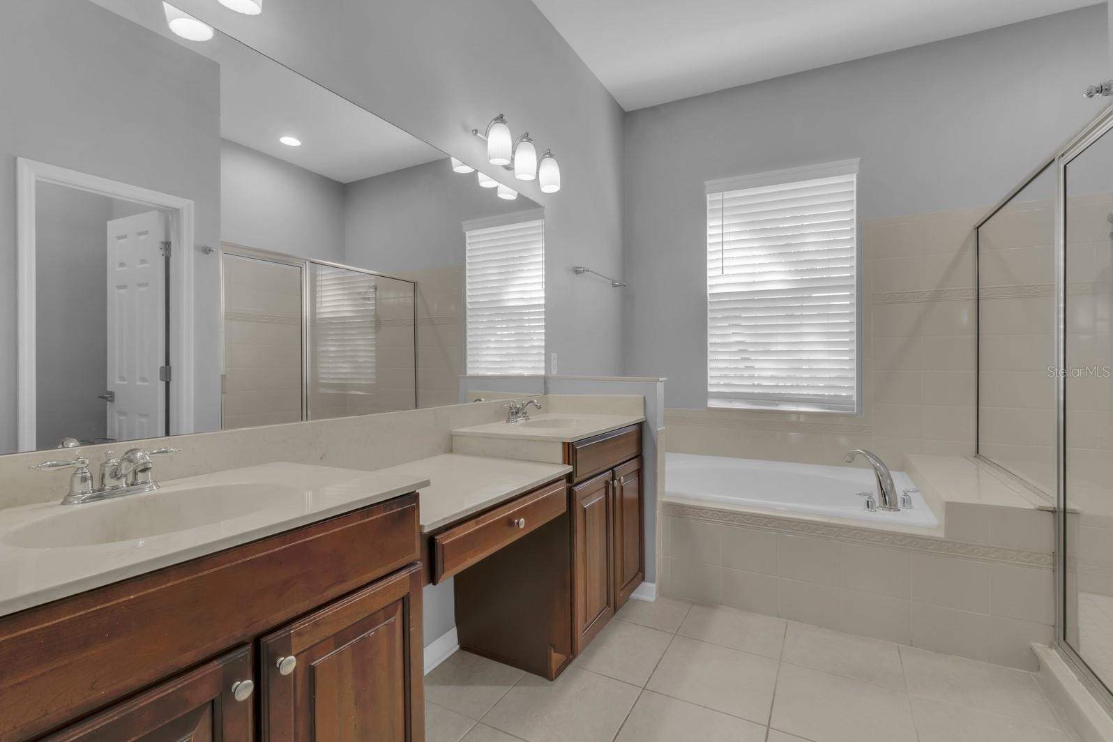 Image 27 of 59 For 9736 Osprey Landing Drive