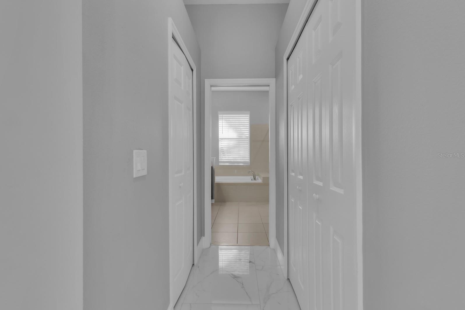 Image 28 of 59 For 9736 Osprey Landing Drive