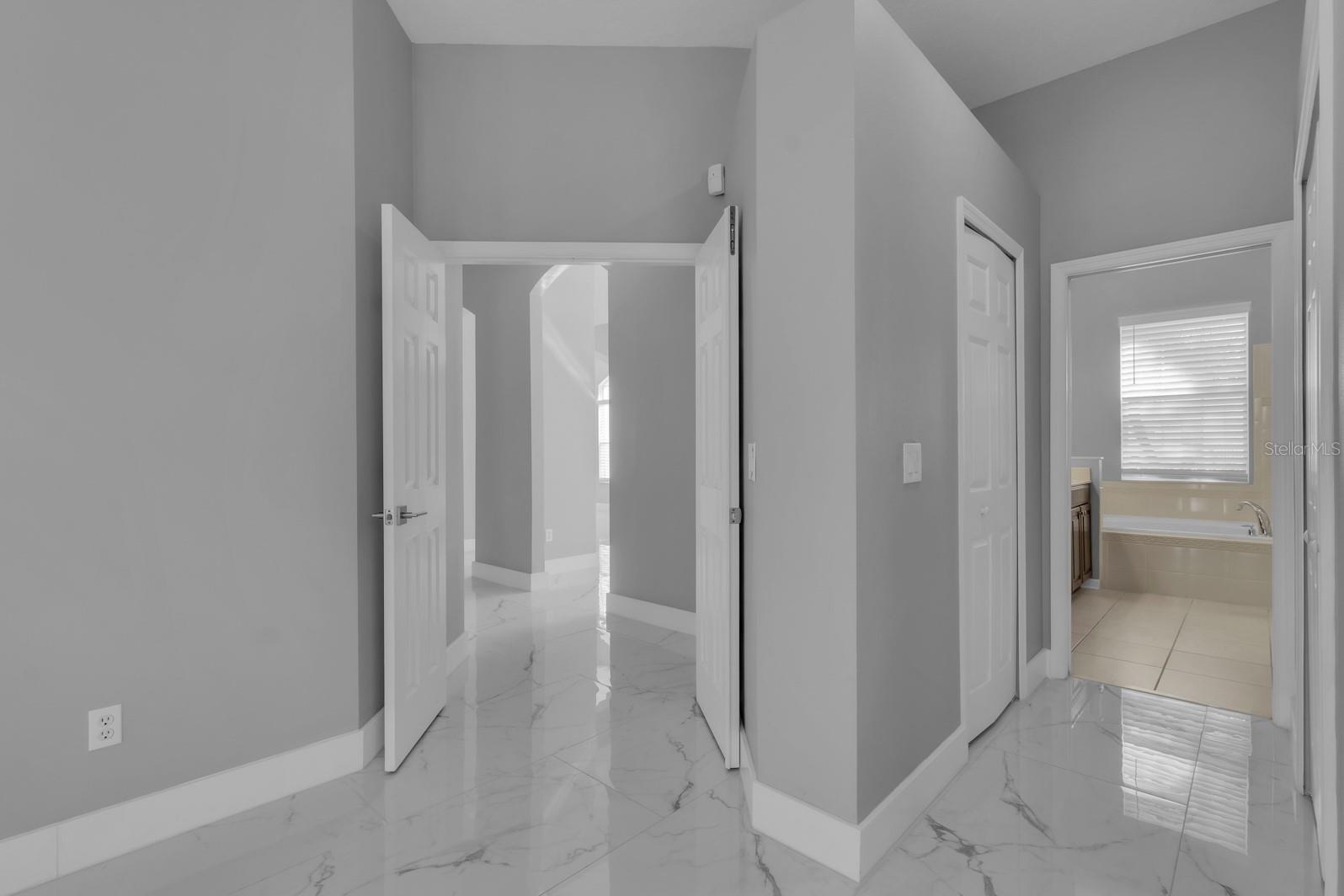 Image 29 of 59 For 9736 Osprey Landing Drive