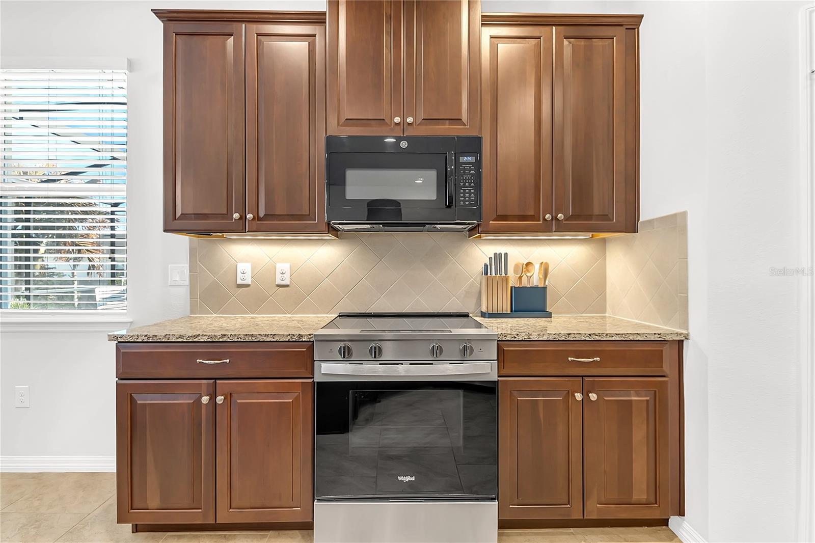 Image 39 of 54 For 121 Whirlaway Drive