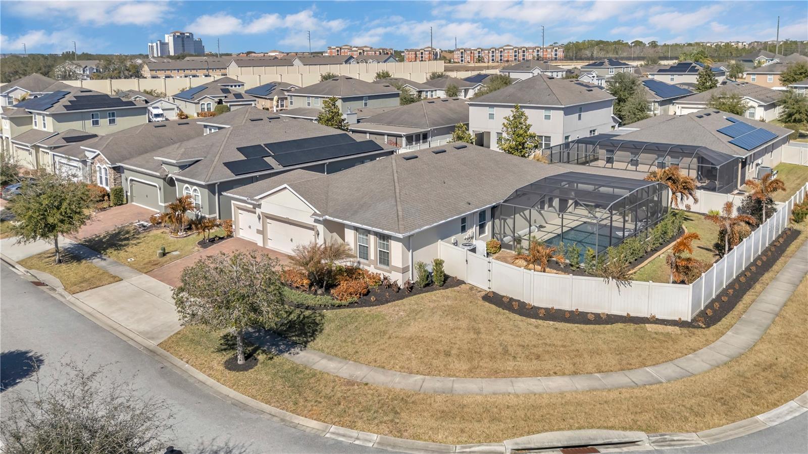 Image 45 of 54 For 121 Whirlaway Drive