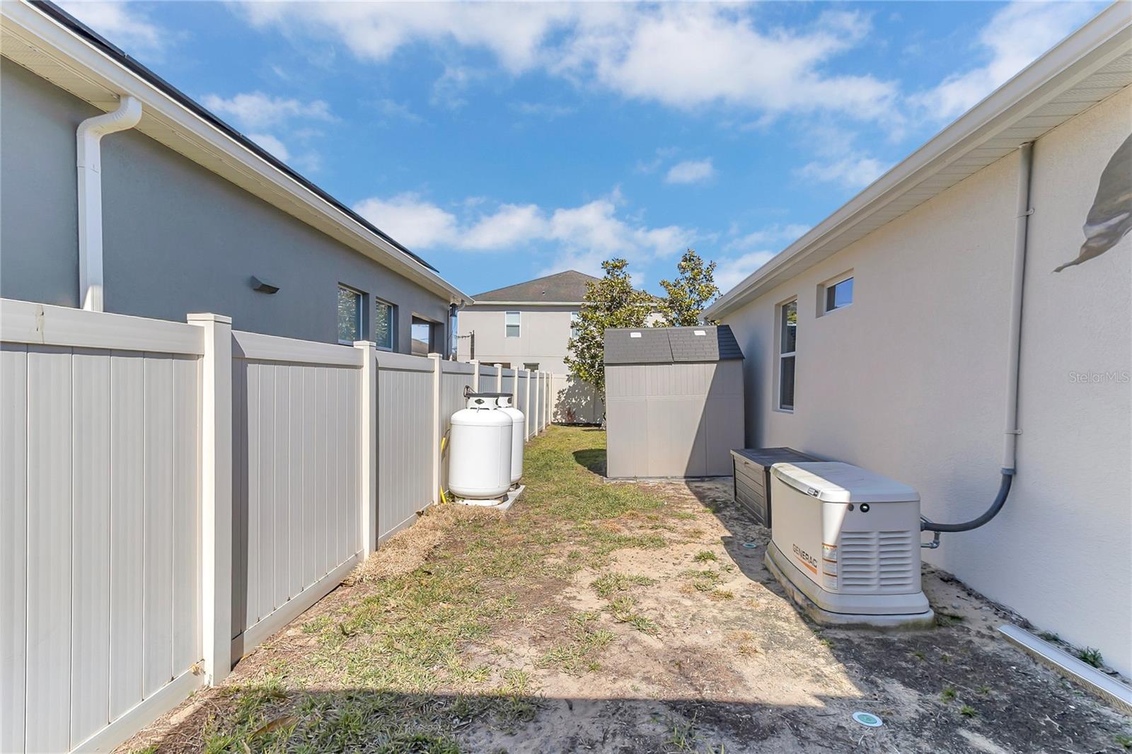 Image 8 of 54 For 121 Whirlaway Drive