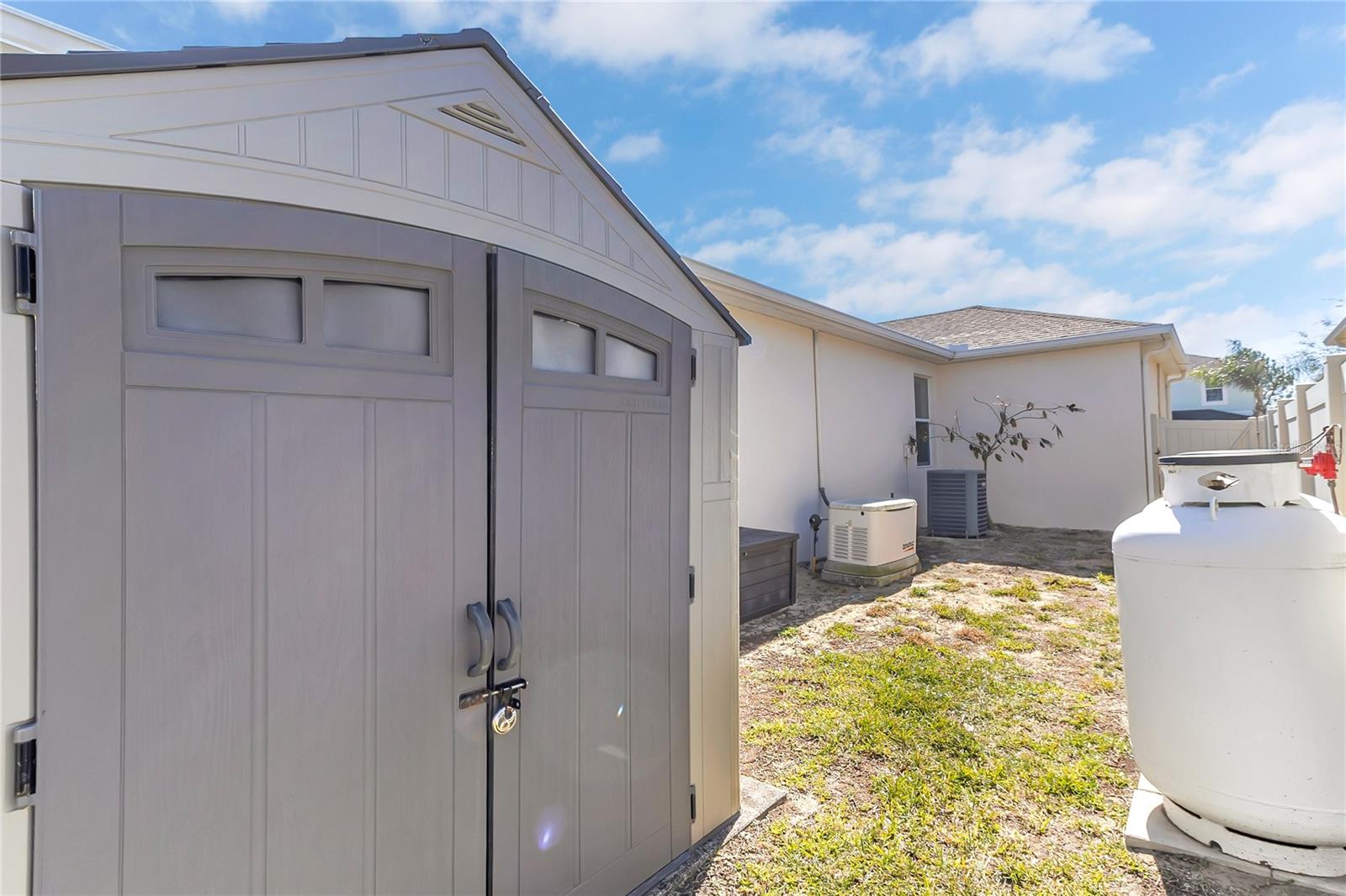 Image 9 of 54 For 121 Whirlaway Drive